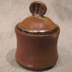 small_brown_covered_jar.jpg